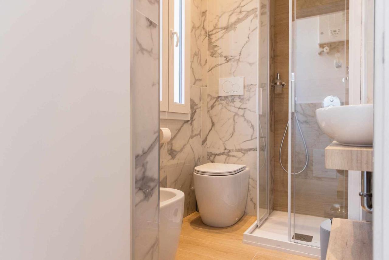 Camonia Luxury Free Parking 2Km Da Bologna Appartement Buitenkant foto